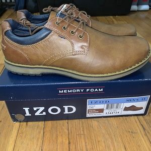 Izod  Memory Foam Mens Shoes 👞 Size 13(new in box)